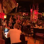 Joe\'S Cafe & Garden Resort