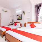 Star Hotel