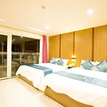 Que Huong Hotel