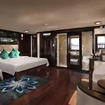 Du Thuyền Alisa Hạ Long
