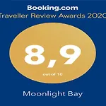 Moonlight Bay Hotel & Apartment