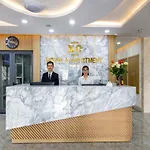 Khách Sạn và Căn Hộ X.O
