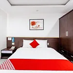 OYO 372 Khách Sạn Vy Hà