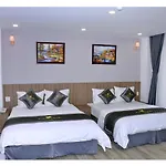 Royal Palms Hotel