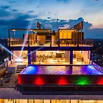 The Marron Hotel