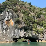 Angela House Halong