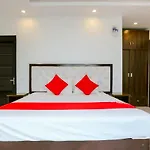 OYO 597 Khách Sạn Chiêu Dương