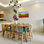 Premium Beach Condotel 5