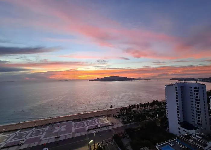 Sun And Sea Muong Thanh Holidays