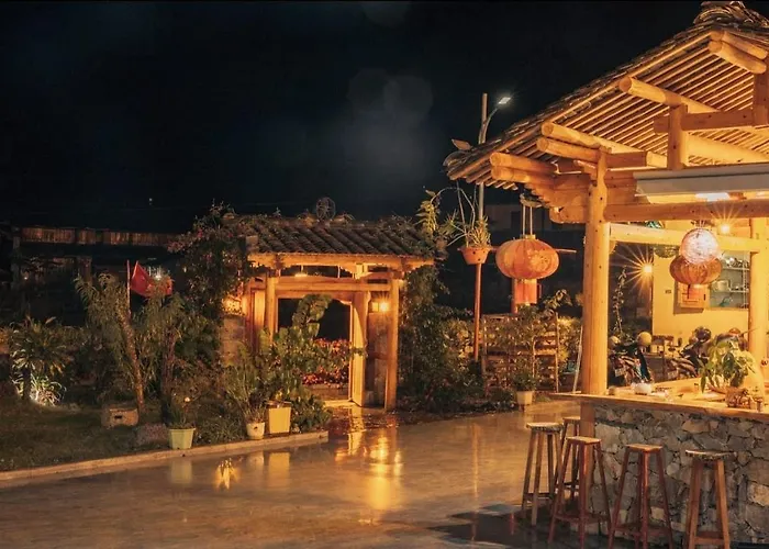 Meo Vac Clay House