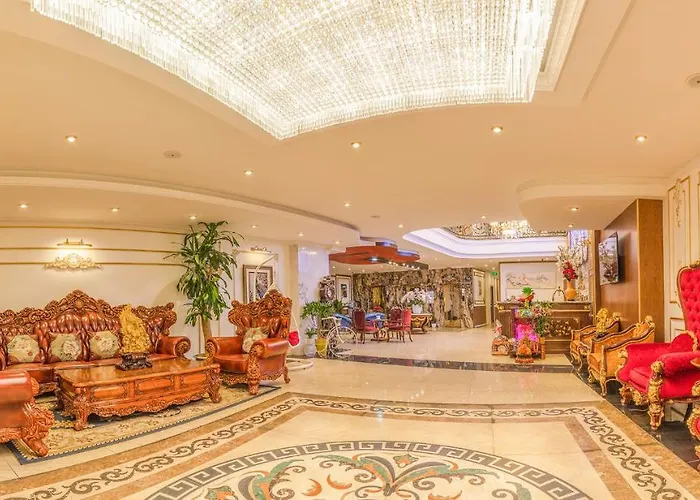 Queen T&T Dalat Hotel