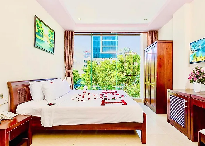 THANH NHUNG Beach Da Nang Hotel