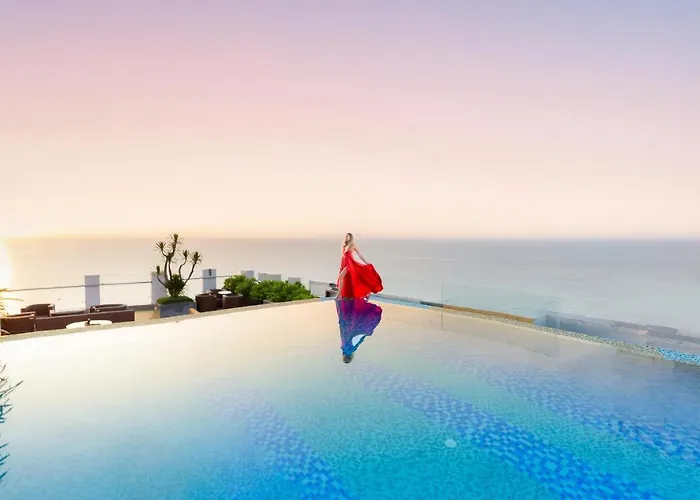 Haian Beach Hotel & Spa