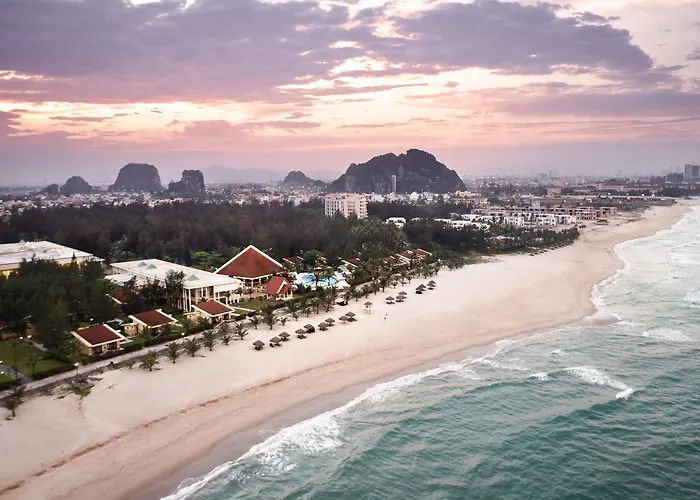 Sandy Beach Non Nuoc Resort