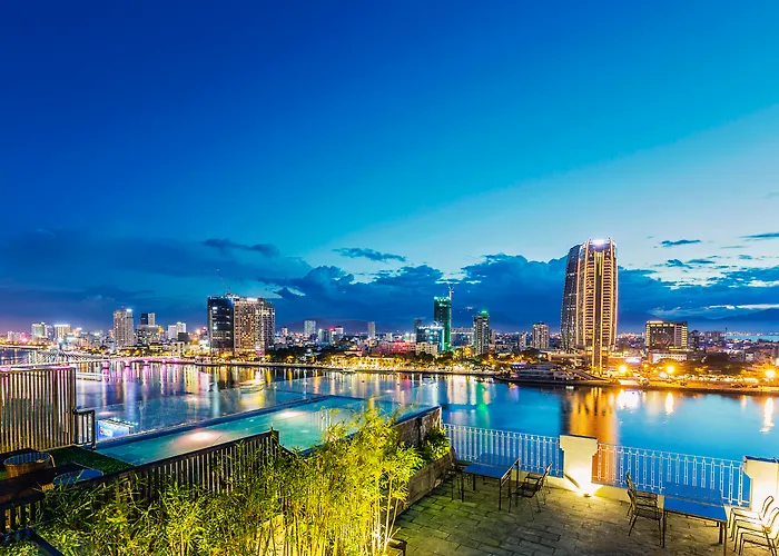 Ibiza Riverfront Da Nang Hotel Powered By Aston