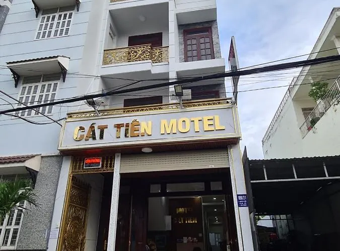 Cat Tien Motel