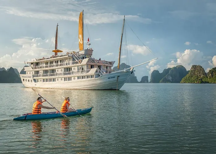 Paradise Sails Cruise