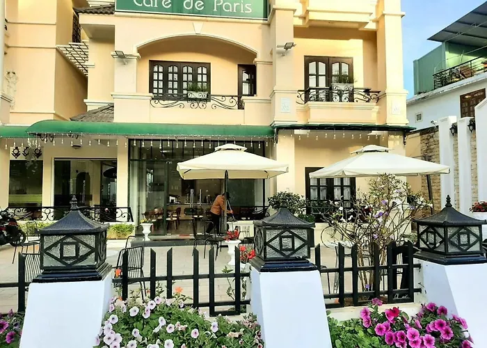 Khách Sạn Le petit Paris