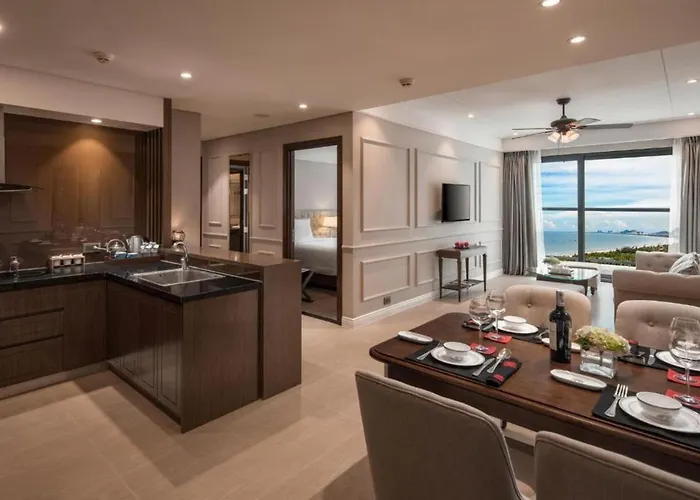 Sunrise Luxury Apartment With Ocean View