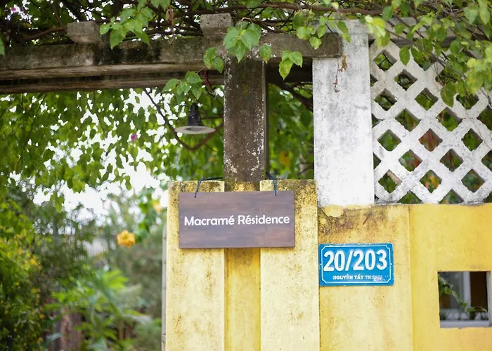 Macrame Residence