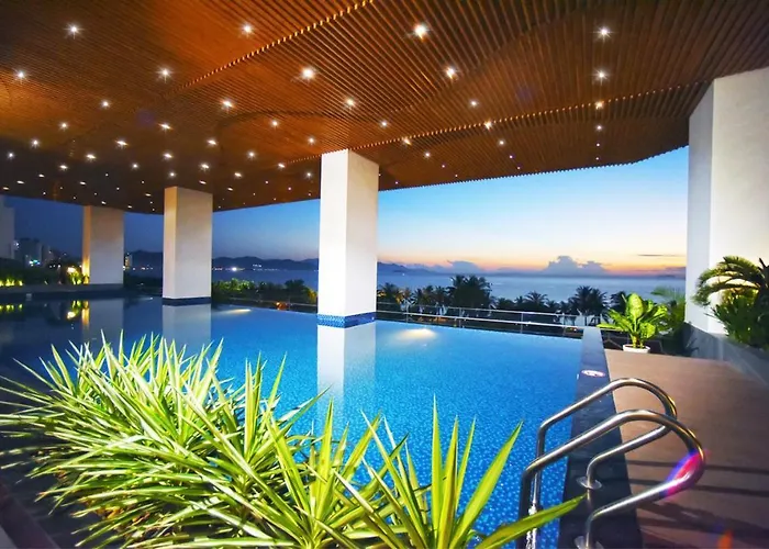 Sunny Smes - Virgo Nha Trang