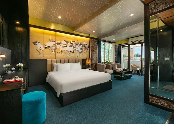Ja Cosmo Hotel And Spa