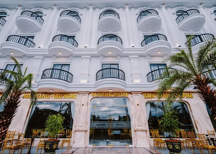 Sunrise Hotel Ha Tien