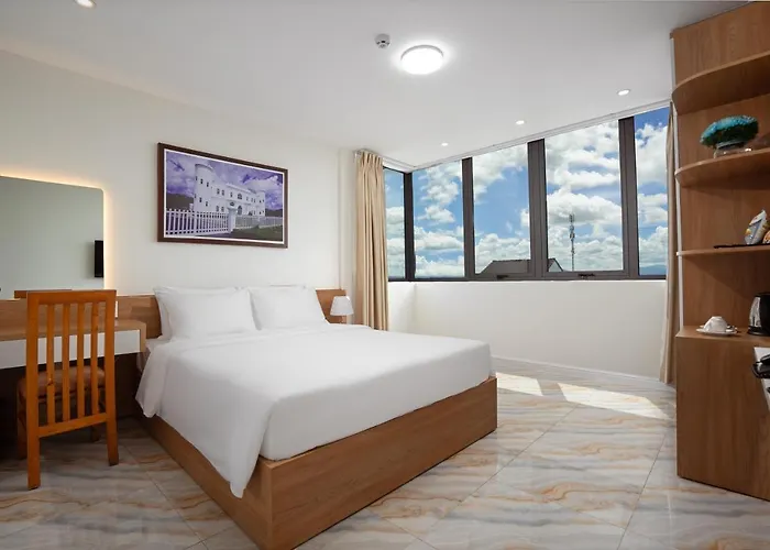 Dong Phuong Hotel