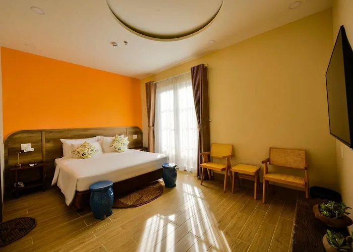 Aurora Phu Quoc Hotel & Cafe