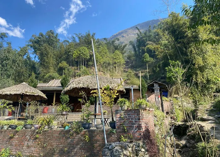 Sue Pa Family Trekking Homestay