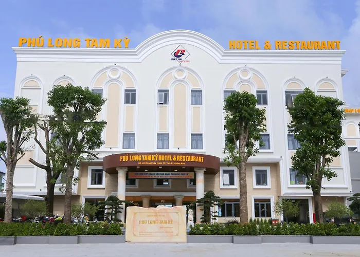 Phu Long Tam Ky Hotel & Restaurant