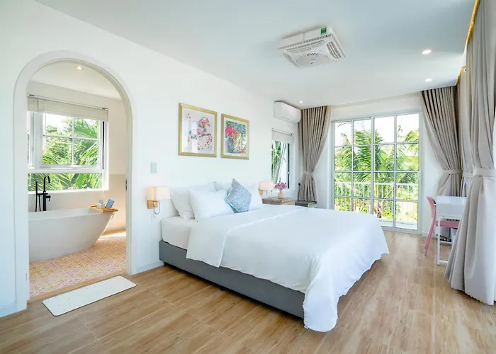 Mia Luxury Villa Binh Chau