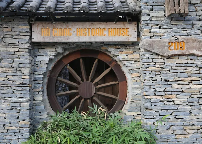Ha Giang Historic Hotel & Tours