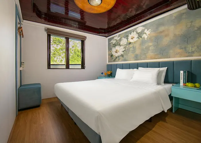 Du thuyền Fantasea