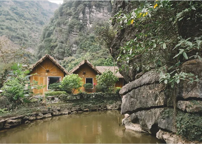 Trang An Mountain House