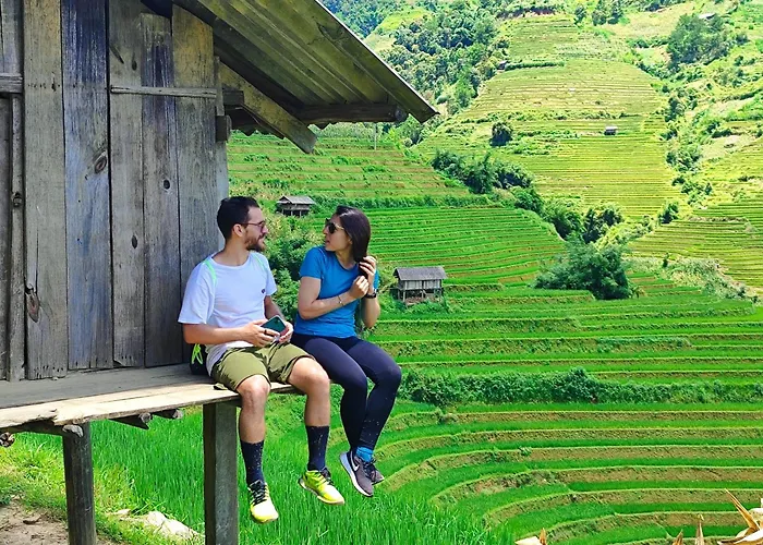 Mu Cang Chai Homestay & Trekking