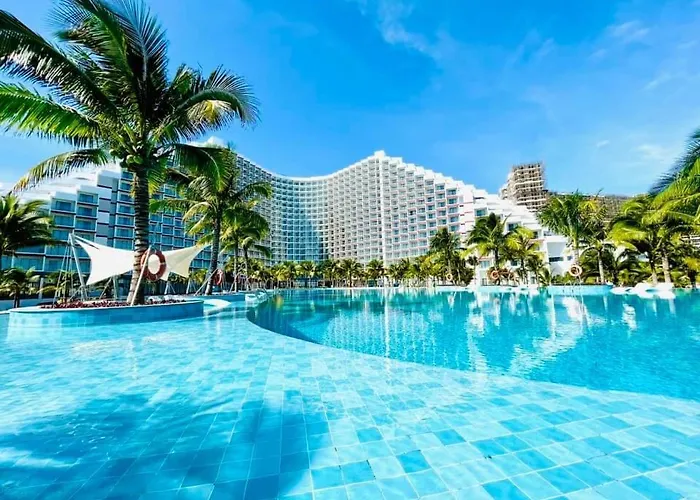 The Sea View Cam Ranh Beach Resort
