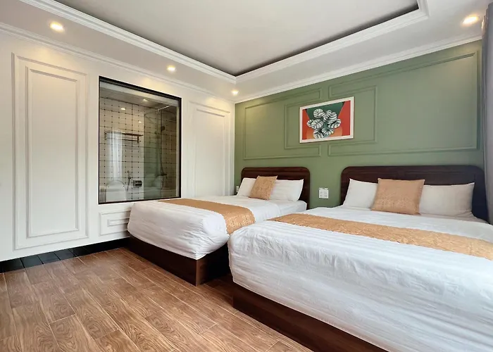 Cat Ba Glow Hotel
