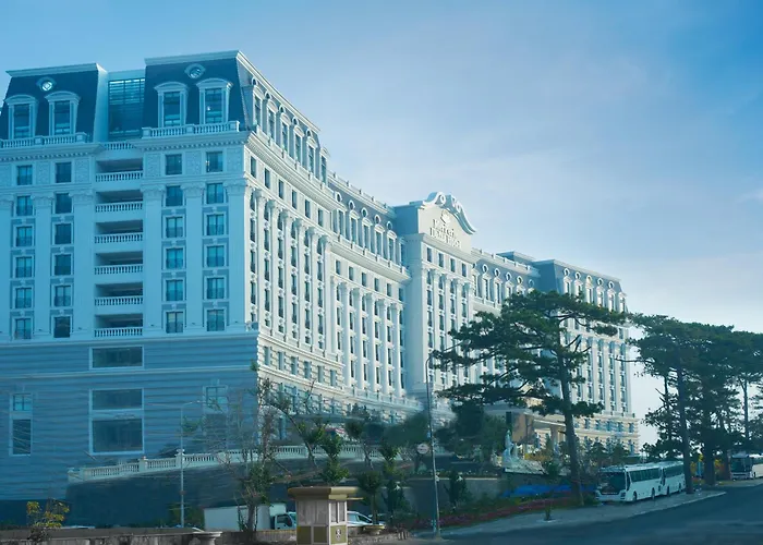 Merperle Dalat Hotel
