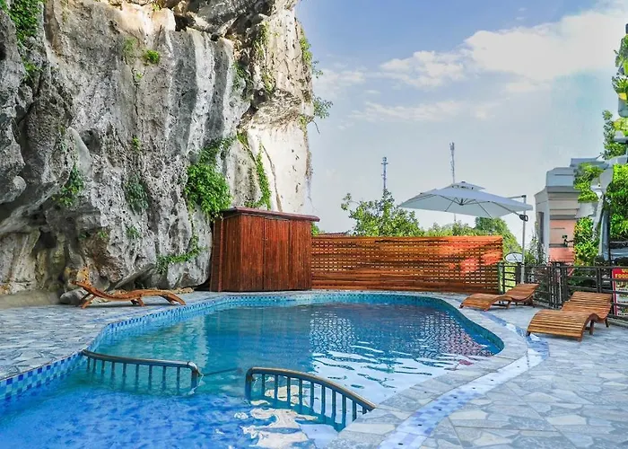 Bamboo Hill Villa