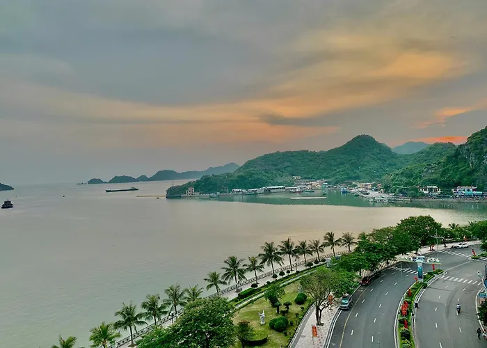 Cat Ba Bay Vision Hotel