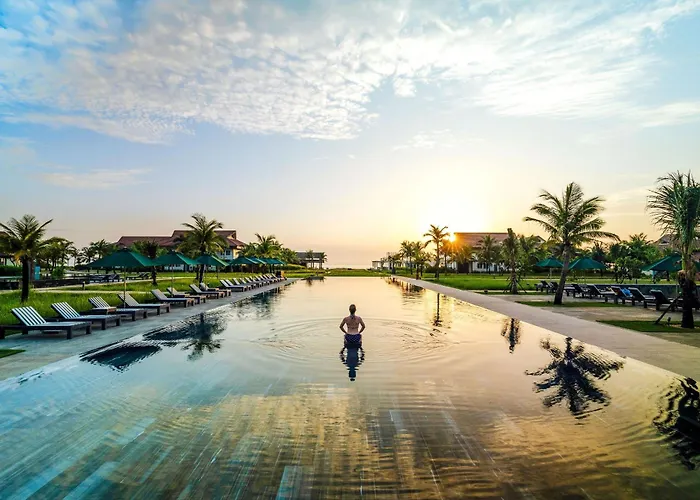 Robinson Nam Hoi An