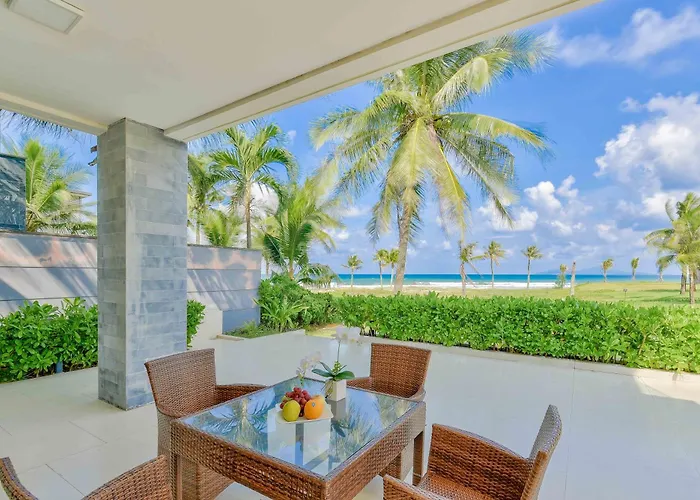 Golden Beachside Resort Danang