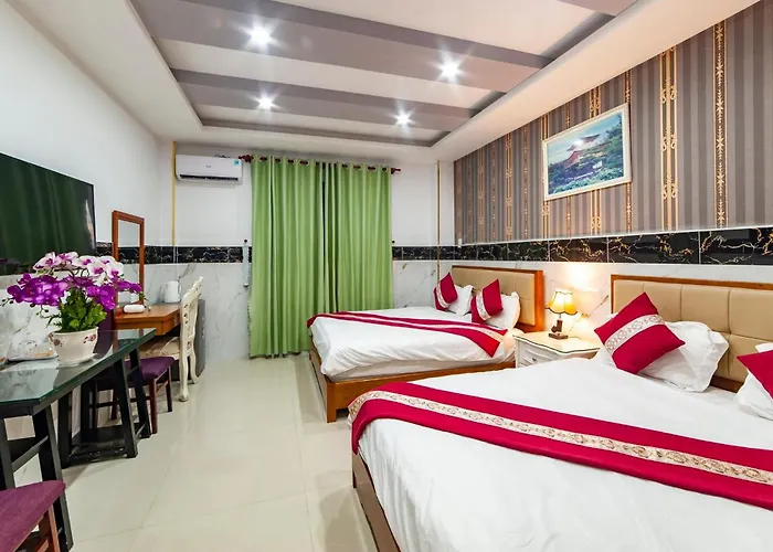 Khach San Quoc Cuong-Di Tam