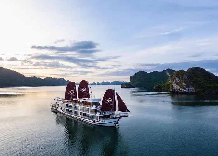 V\'Spirit Cruise