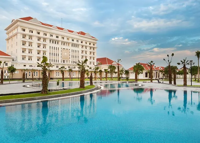 Ban Thach Riverside Hotel & Resort