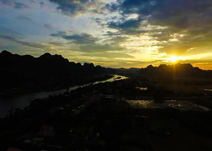 Phong Nha River House