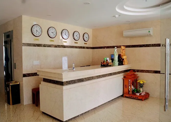 Valencia Da Nang Beach Hotel