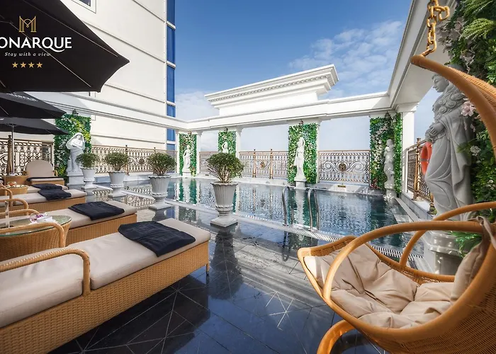 Monarque Hotel Danang