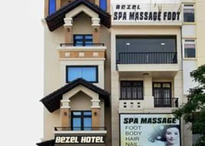 Bezel Hotel